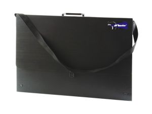 TECZKA NA RYSUNKI CZARNA B3 Z PASKIEM 90424P LENIA